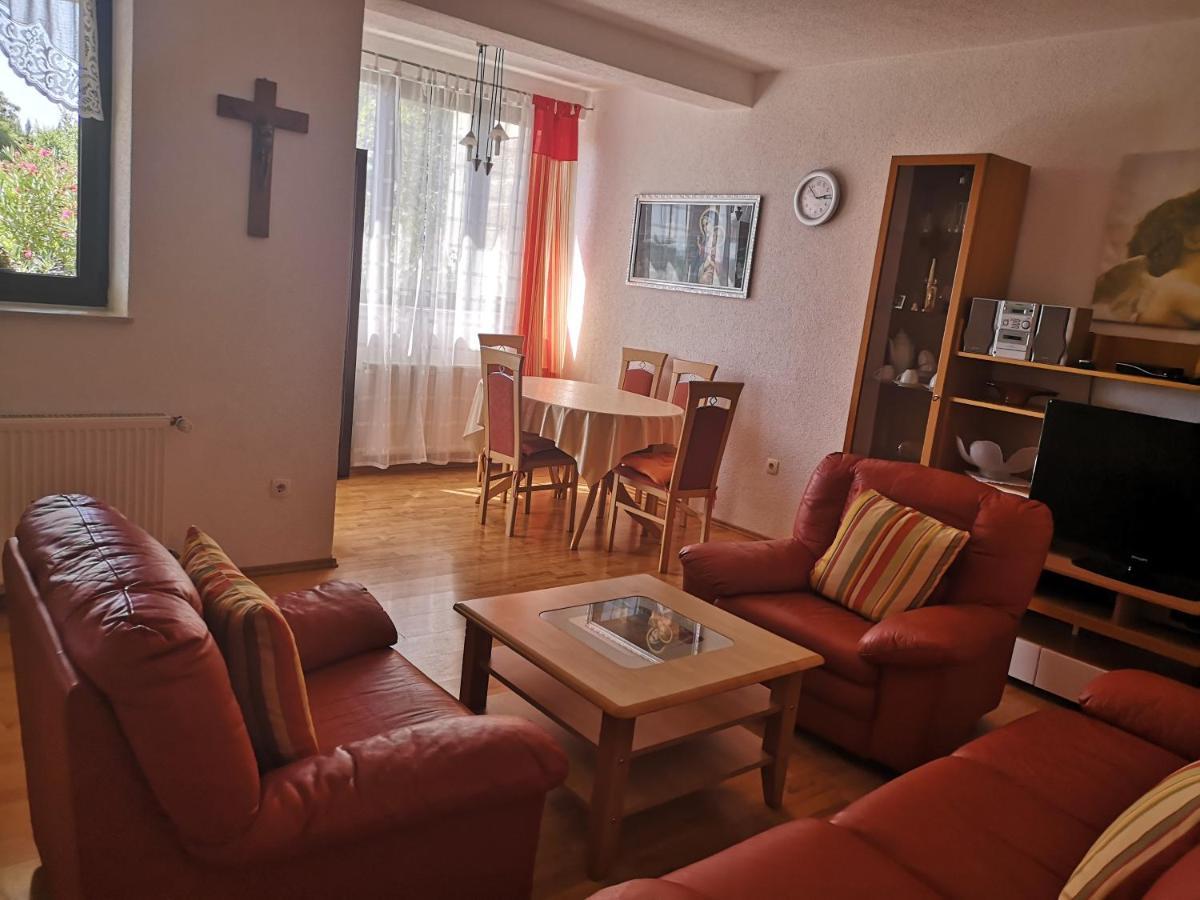 Apartments Galic Omiš Exterior foto